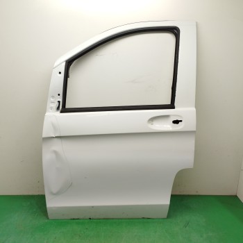 PUERTA DELANTERA IZQUIERDA NECESITA REPARACION 