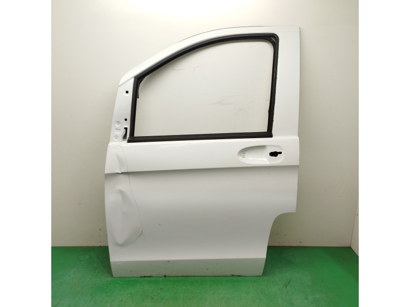 Recambio de puerta delantera izquierda para mercedes-benz vito kasten 1.6 cdi cat referencia OEM IAM NECESITA REPARACION Recambio de puerta delantera izquierda para mercedes-benz vito kasten 1.6 cdi cat referencia OEM IAM NECESITA REPARACION