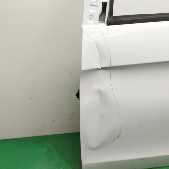 Recambio de puerta delantera izquierda para mercedes-benz vito kasten 1.6 cdi cat referencia OEM IAM  NECESITA REPARACION 