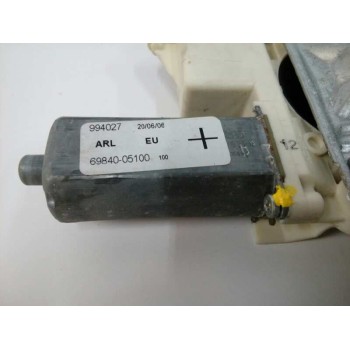 Recambio de elevalunas trasero izquierdo para toyota avensis berlina (t25) 2.0 d4-d sol berlina (5-ptas.) referencia OEM IAM TIJ