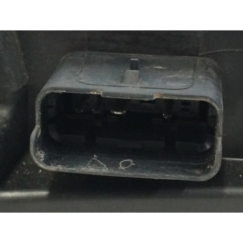 PILOTO DELANTERO DERECHO