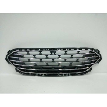 Recambio de rejilla delantera para ford kuga (cbs) referencia OEM IAM LV4B8150D CROMADO 