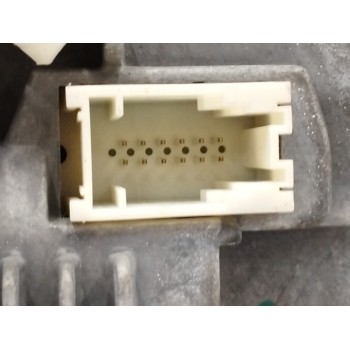 Recambio de pantalla multifuncion para bmw serie 7 (e65/e66) 730d referencia OEM IAM 65826933162  