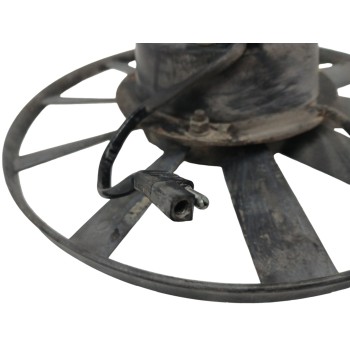 Recambio de electroventilador para renault fuego 2.0 referencia OEM IAM 7700672003  