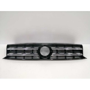 Recambio de rejilla delantera para volkswagen amarok comfortline doublecab 4motion referencia OEM IAM 2H6853651B  