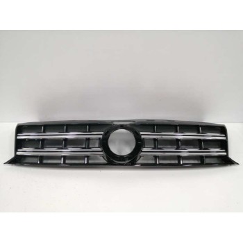 Recambio de rejilla delantera para volkswagen amarok comfortline doublecab 4motion referencia OEM IAM 2H6853651B  