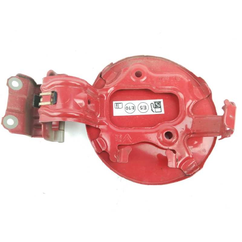 TAPA EXTERIOR COMBUSTIBLE