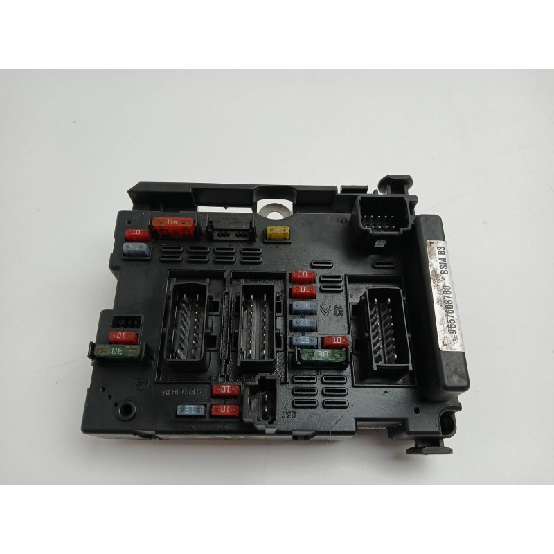 Recambio de caja reles / fusibles para peugeot 307 break / sw (s1) 1.6 hdi referencia OEM IAM 9657608780  
