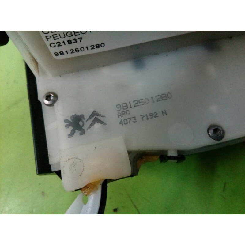 CERRADURA PUERTA TRASERA IZQUIERDA