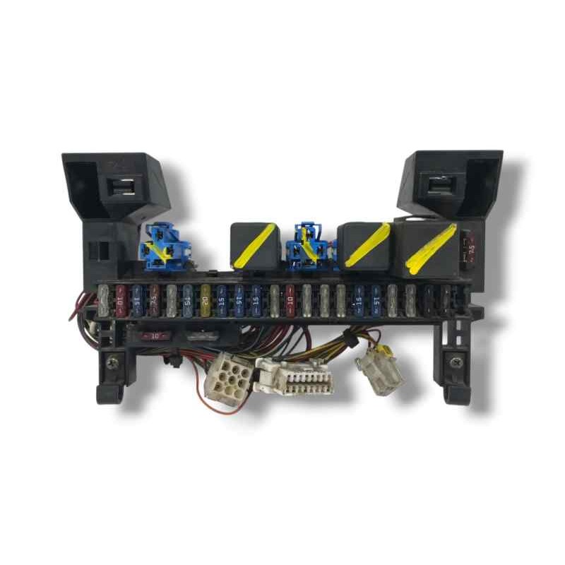 Recambio de caja reles / fusibles para nissan cabstar 01.04  3.0 diesel referencia OEM IAM   