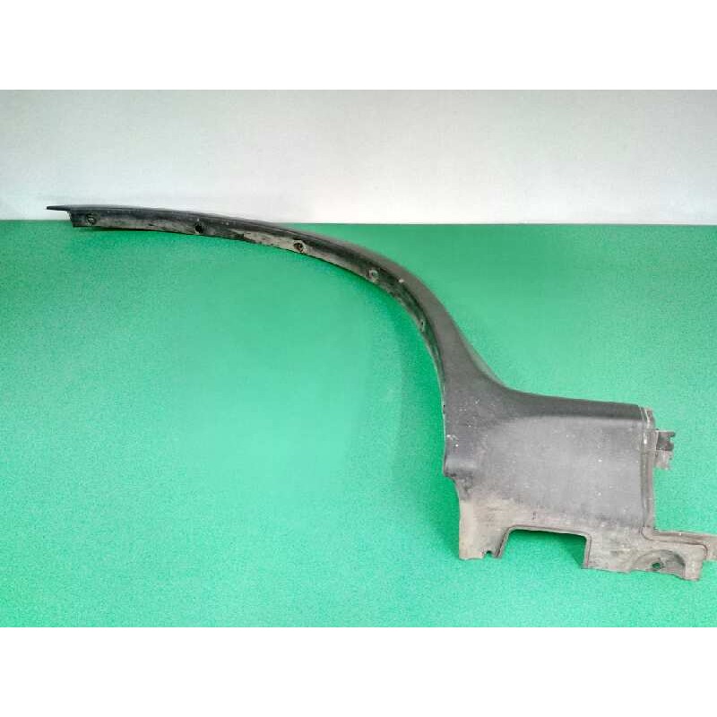 Recambio de aletin trasero derecho para bmw x5 (e53) 3.0i referencia OEM IAM 8408708  