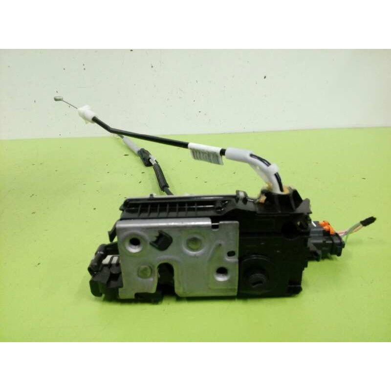 CERRADURA PUERTA TRASERA DERECHA