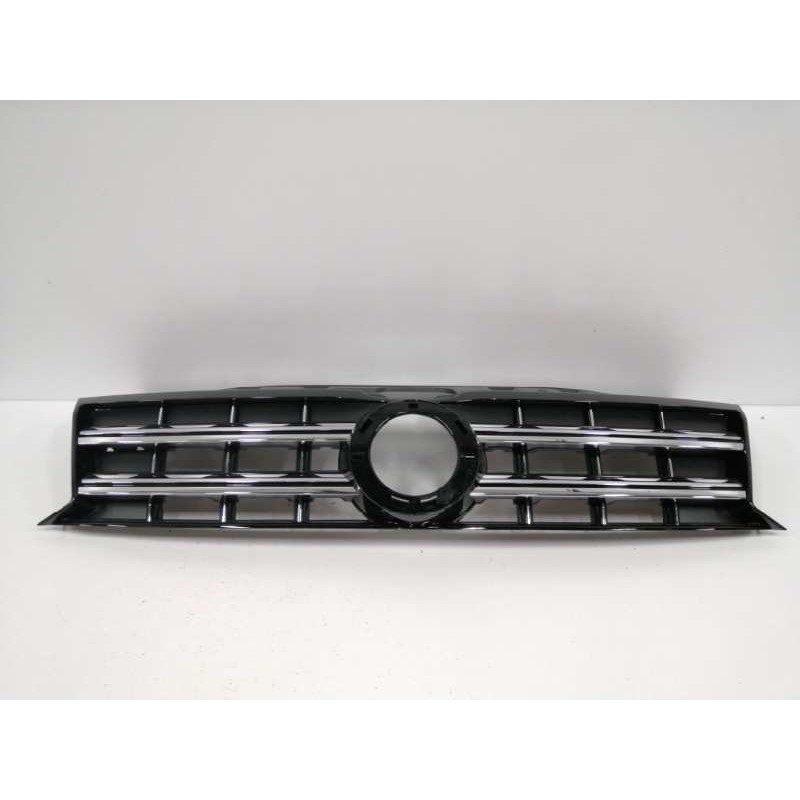 Recambio de rejilla delantera para volkswagen amarok comfortline doublecab 4motion referencia OEM IAM 2H6853651B  