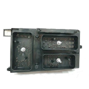 Recambio de caja reles / fusibles para opel astra h ber. 1.7 16v cdti referencia OEM IAM 13206754 5DK00866838 