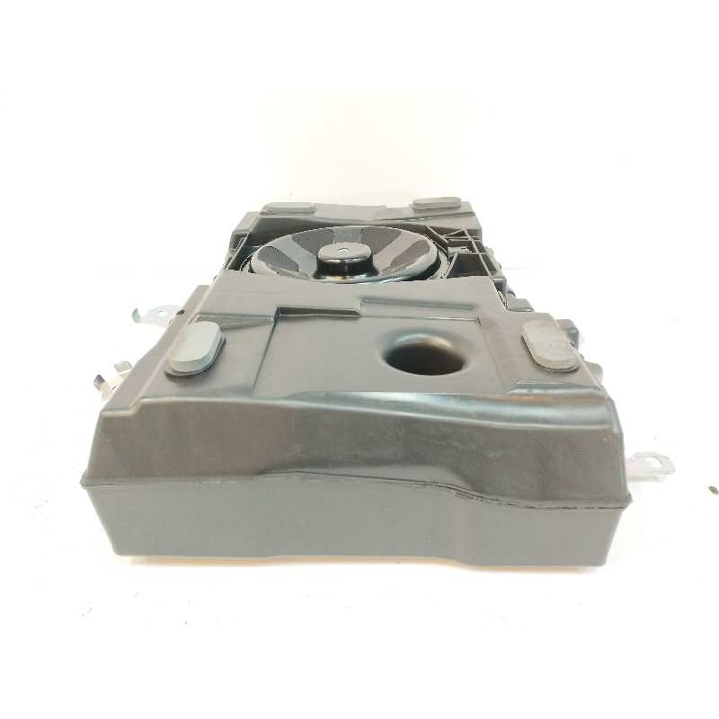 NO IDENTIFICADO ALTAVOZ SUBWOOFER