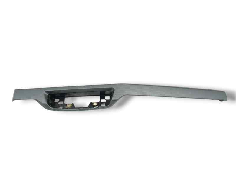 Recambio de moldura para audi a1 sportback (gba) 30 tfsi referencia OEM IAM 82B853190 DEL SALPICADERO Recambio de moldura para audi a1 sportback (gba) 30 tfsi referencia OEM IAM 82B853190 DEL SALPICADERO