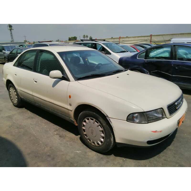 AUDI A4 BERLINA (B5)