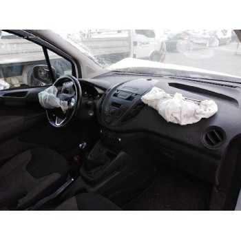 ford transit courier del año 2017