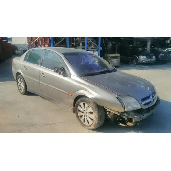 opel vectra c berlina del año 2002