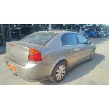 opel vectra c berlina del año 2002