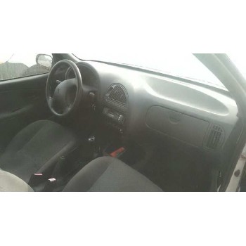 citroën saxo del año 2000