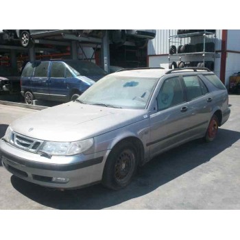 saab 9-5 station wagon del año 2001