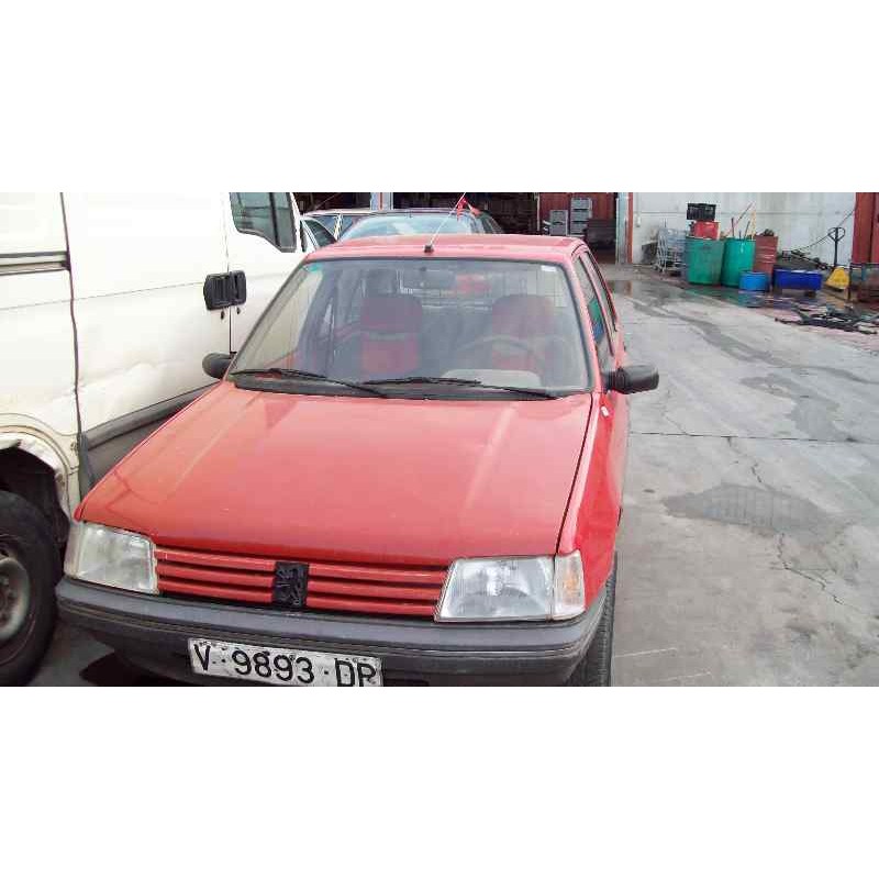 peugeot 205 berlina del año 1990