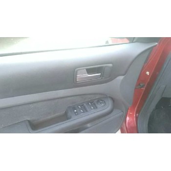 ford focus berlina (cap) del año 2007