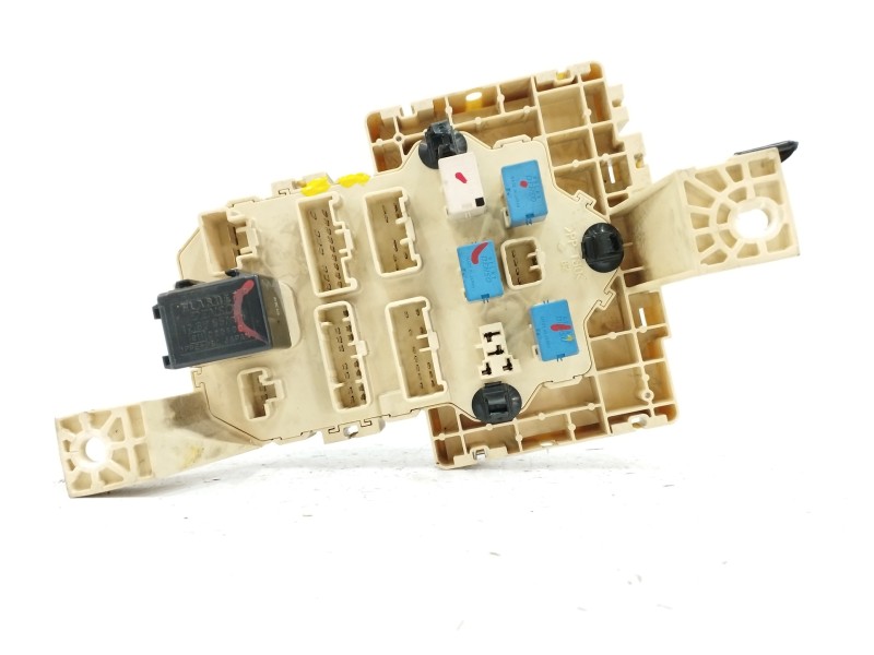 Recambio de caja reles / fusibles para suzuki swift berlina (mz) 1.3 16v cat referencia OEM IAM NA8F1L  