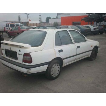nissan sunny berlina (n14) del año 1990
