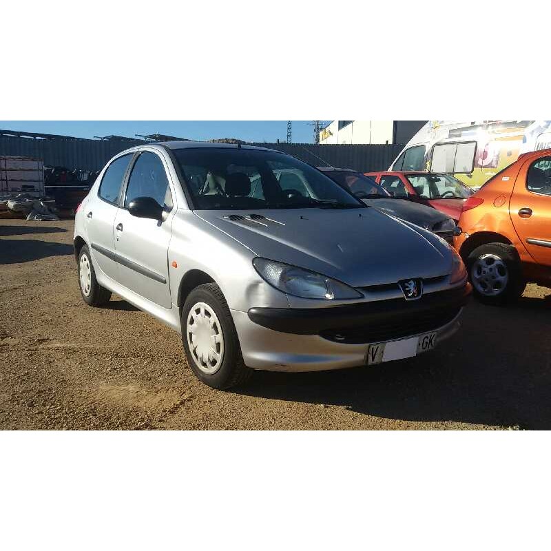 peugeot 206 berlina del año 1999