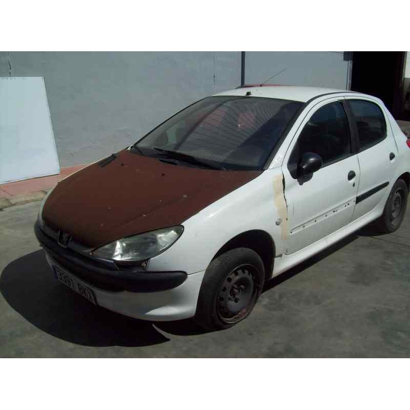 peugeot 206 berlina del año 2001