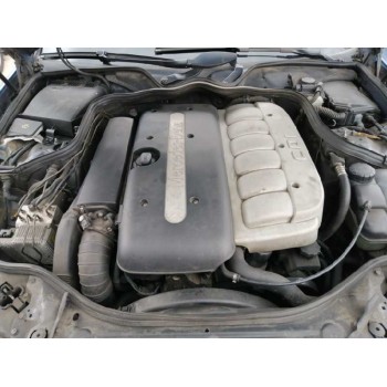 mercedes-benz clase e (w211) berlina del año 2002