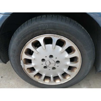 mercedes-benz clase e (w211) berlina del año 2002