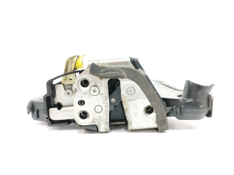 Recambio de cerradura puerta delantera izquierda para lexus is200 (ds2/is2) 2.2 d-cat referencia OEM IAM 5K2121  
