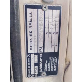 mercedes-benz mb furgoneta (w631) del año 1988