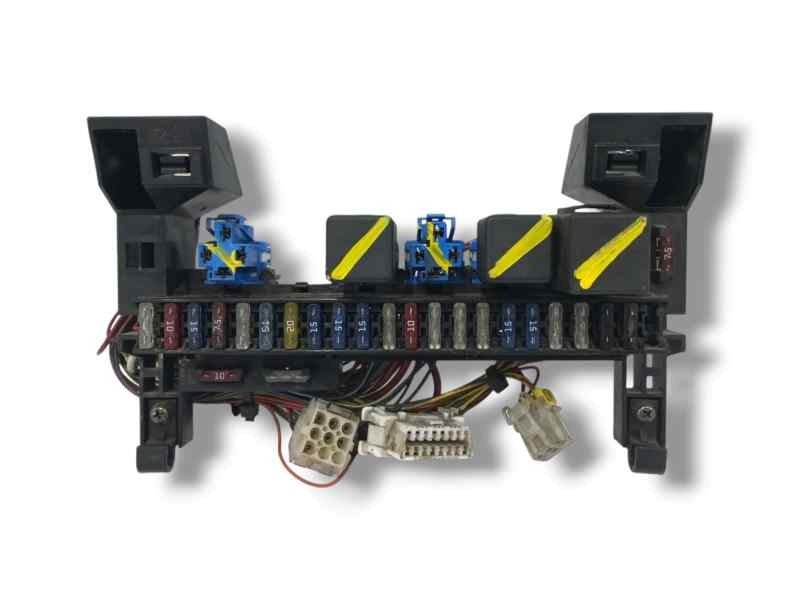 Recambio de caja reles / fusibles para nissan cabstar 01.04  3.0 diesel referencia OEM IAM   