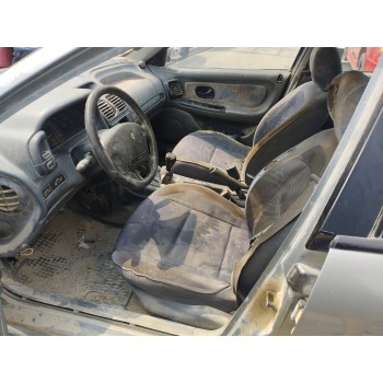 Recambio de carroceria corte para renault laguna (b56) 2.2 turbodiesel referencia OEM IAM   