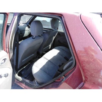 ford fiesta berlina (dx) del año 1999