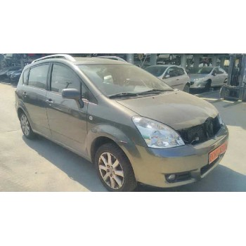 toyota corolla verso (r1) del año 2004