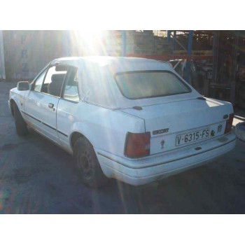 ford escort cabrio del año 1990