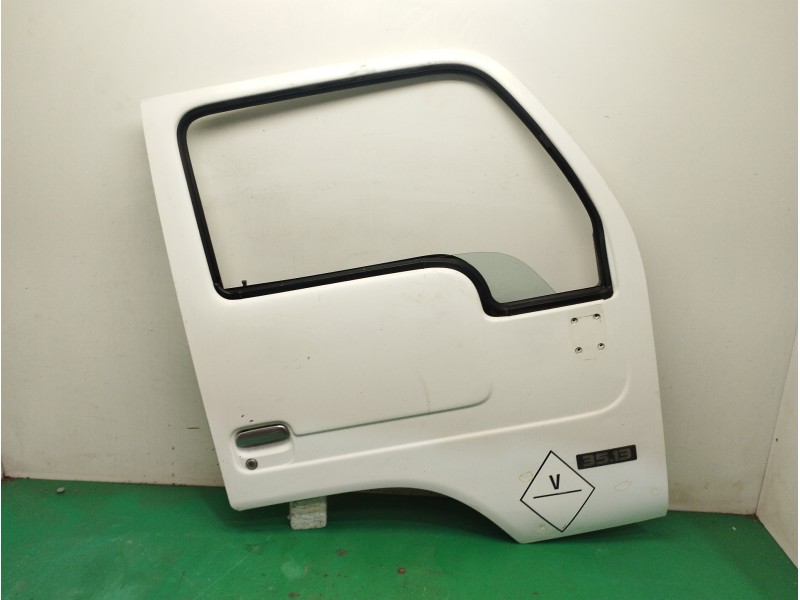 Recambio de puerta delantera derecha para nissan cabstar 01.04 3.0 diesel referencia OEM IAM OBSERVAR FOTOS Recambio de puerta delantera derecha para nissan cabstar 01.04 3.0 diesel referencia OEM IAM OBSERVAR FOTOS
