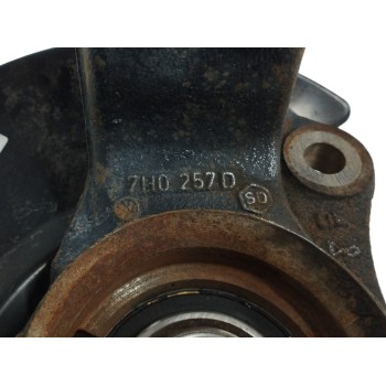 Recambio de mangueta delantera izquierda para volkswagen t5 transporter/furgoneta 1.9 tdi cat (axb) referencia OEM IAM 7H0257D  