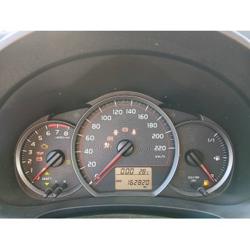 toyota yaris (_p13_) del año 2013