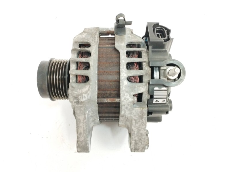 Recambio de alternador para hyundai ix20 1.4 cat referencia OEM IAM 373002B700 90A 2610164