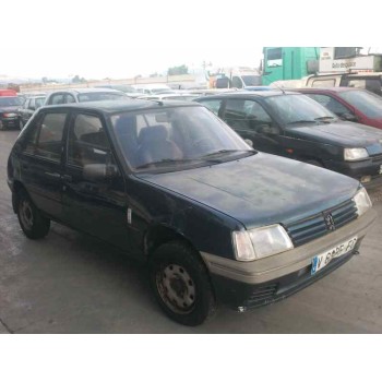 peugeot 205 berlina del año 1995