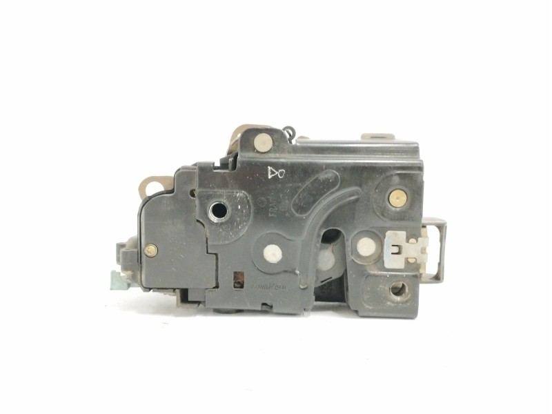 Recambio de cerradura puerta trasera derecha para volkswagen touareg (7la) 2.5 tdi referencia OEM IAM 7L0839016 991610101 