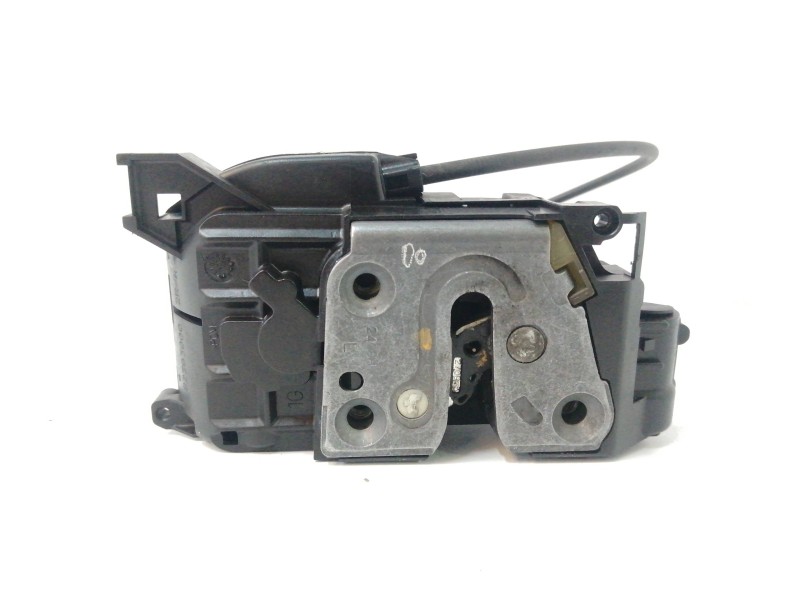 Recambio de cerradura puerta trasera izquierda para renault megane iii berlina 5 p authentique referencia OEM IAM 825030002R  