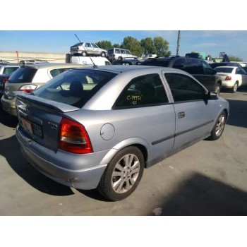 opel astra g berlina del año 2002