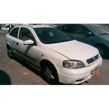 opel astra g berlina del año 1999